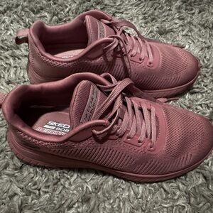 Skechers Women's Mauve Sneakers